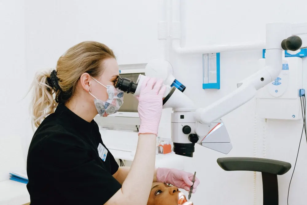 How to Spot Gum Disease Early